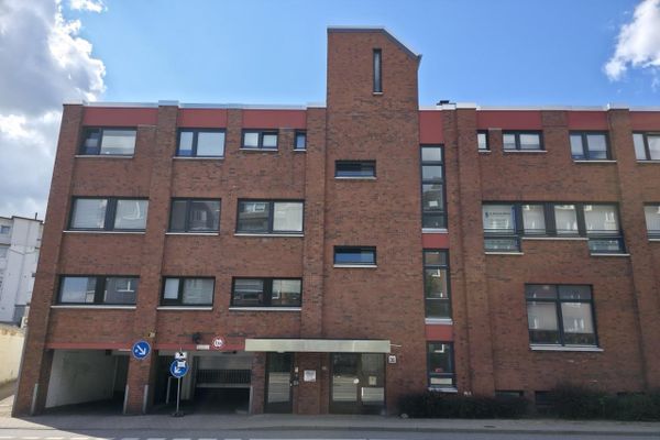 Großzügige Büroeinheit mit Umwandlungsoption in eine ETW in Bergedorf
