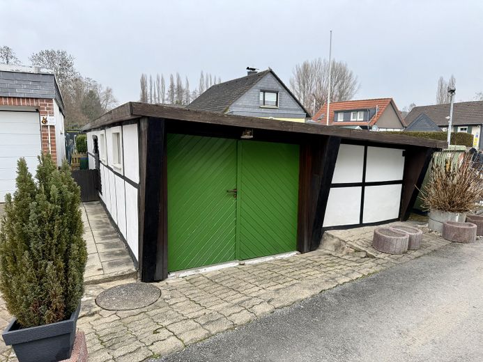 Kleines Fachwerkhaus mit großem Garten - provisionsfrei und sofort bezugsbereit – Foto 18