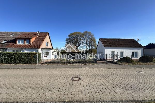 Zwei Häuser auf ca. 1.561 m² – ideal für Mehrgenerationenwohnen
