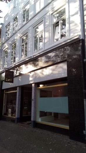 Commercio al dettaglio/ufficio di 65 mq con passaggio di clienti – Foto 2