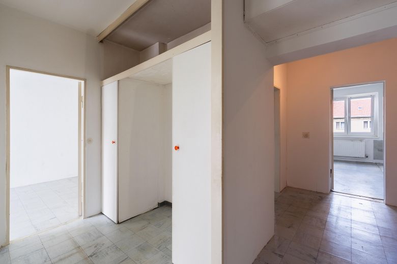 Yaklaşık 77,90 m² büyüklüğünde, hemen taşınılabilir 2,5 odalı daire; doğrudan sahibinden ve komisyonsuz – Flur2