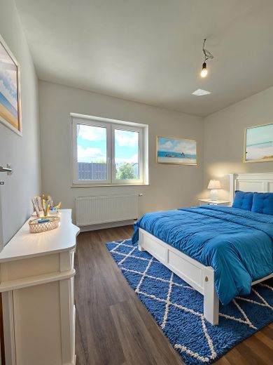 Möbeliertes Kinderzimmer