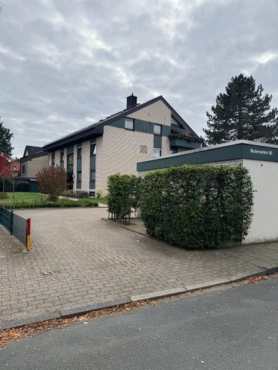 wunderschöne sonnige Wohnung mit Balkon im begehrten Stadtteil Voxtrup in Osnabrück – Haus Molenseten 60