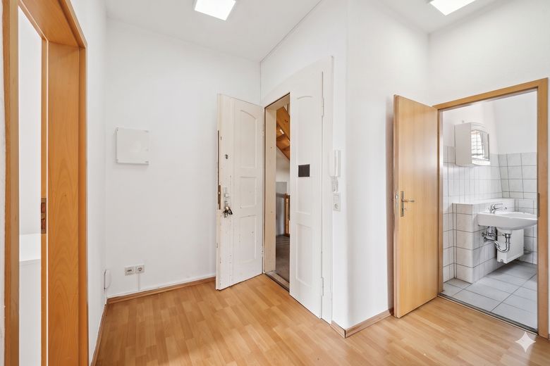 Helle & gemütliche 2-Zimmer-Wohnung in ruhiger Bestlage von Freital – Flur