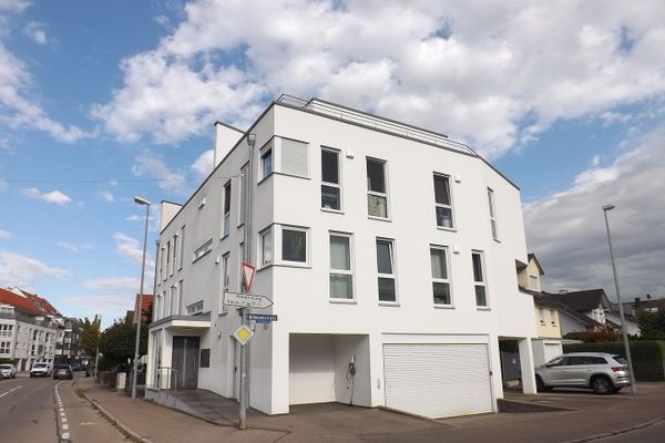 Modern three-room apartment in a convenient location
