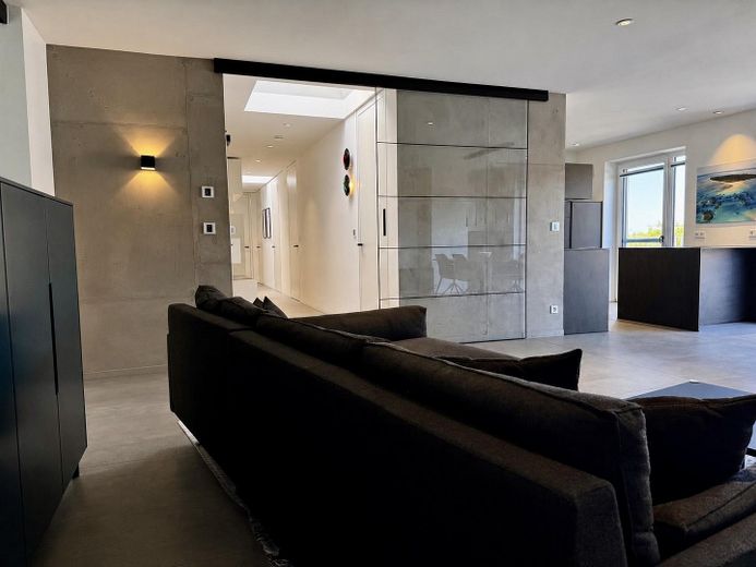 Penthouse met sauna, open haard, SmartHome, 2 TG-plaatsen direct bij het St. Franziskus-hospital – 09 Wohn-Essen