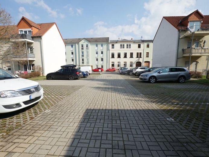 Plaza de aparcamiento exterior para coche en alquiler – Brunnenstraße, Bahnhofsvorstadt Zwickau – Foto 1