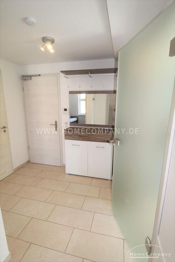 12723 HomeCompany Dresden सुसज्जित/फर्निश्ड 2-कमरों वाला बालकनी युक्त अपार्टमेंट, Dresden-Löbtau में, अधिकतम 4 व्यक्ति – d903be3064ff6fd995dec405b47ed4c00995cea8.jpg