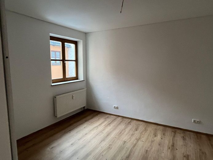 Ampio appartamento di 4 locali nel centro storico di Landshut – Schlafen