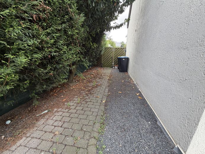 Geilenkirchen: Modernes Zuhause mit Garten – sofort beziehbar – Foto 9