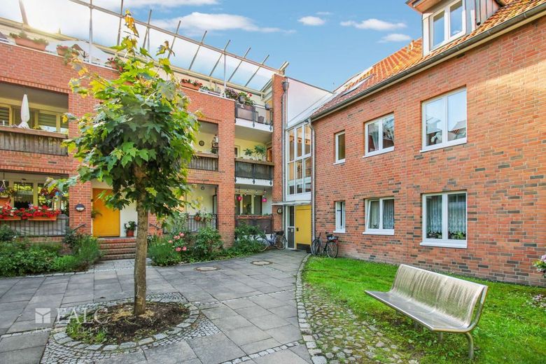 +++ Kapitalanleger aufgepasst! +++ – Innenhof