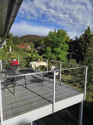 Nachhaltig und modern wohnen – einfach Einziehen. Weitblick am Südhang – Balkon