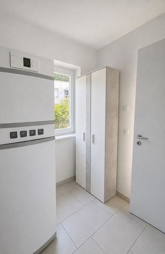 Provisionsfrei: Moderne DHH mit PV-Anlage, Energieeffizienzklasse B, nahe Öjendorfer See – Hauswirtschafts-/Technikraum