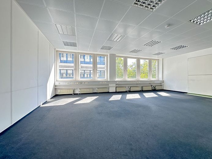 Neue Räumlichkeiten für Ihren Geschäftserfolg - Büroflächen in Vaihingen/- Möhringen – Mietfläche