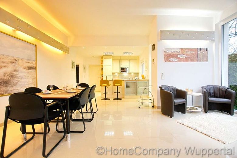 Großzügige Komfortwohnung mit Wellnessbad, Terrasse und DSL – f87c424413ef04af5ecc9aa409d7bc79f61cf498.jpg