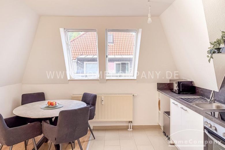 28084 HomeCompany Dresden Möbliert/Furnished 2- Zimmer Apartment mit Balkon in Dresden- Laubegast max. 2 Personen – 195e4cfdc96531971867684e1989a504a276da2c.jpg