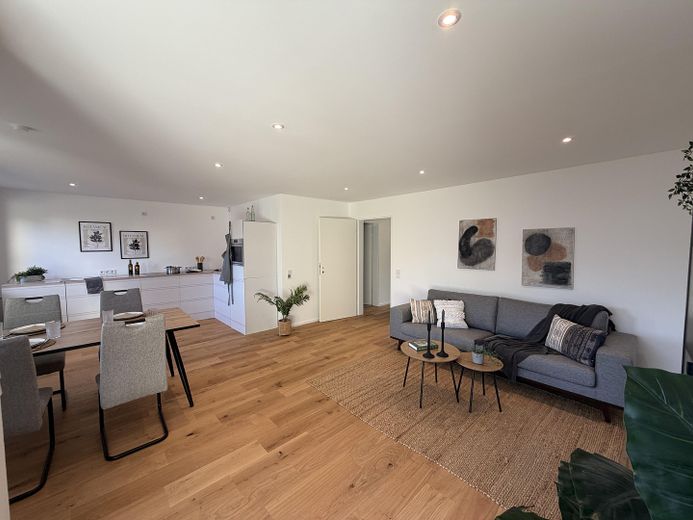 Wohn- und Essbereich 