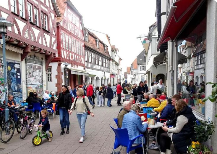 Dieburg में 2 कमरों वाला अपार्टमेंट, पहली मंज़िल – Bummeln und Genießen