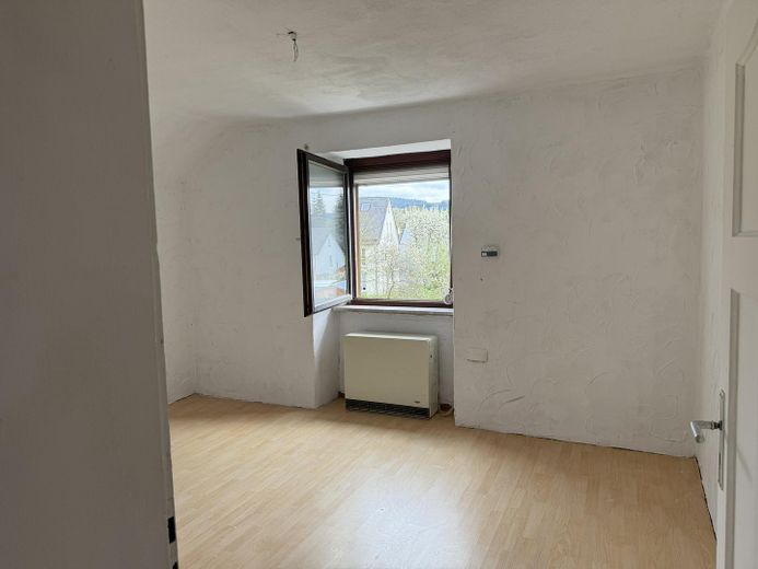 Gut erhaltenes Bauernhaus sucht neue Liebe – SZ2 (OG)
