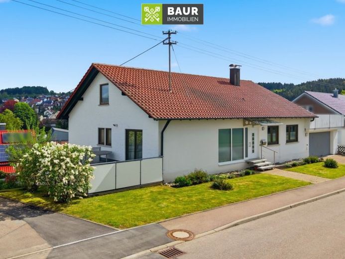 360°|Raum für Leben, Familie und Ideen – EFH mit Einliegerwohnung und Gartenparadies in Gammertingen – Foto 1