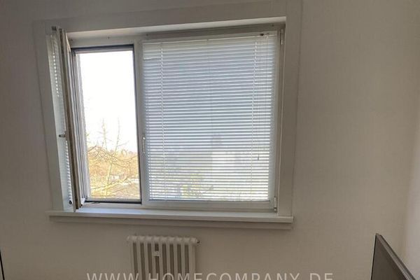 Appartement meublé de 5 pièces situé au centre de Berlin-Spandau