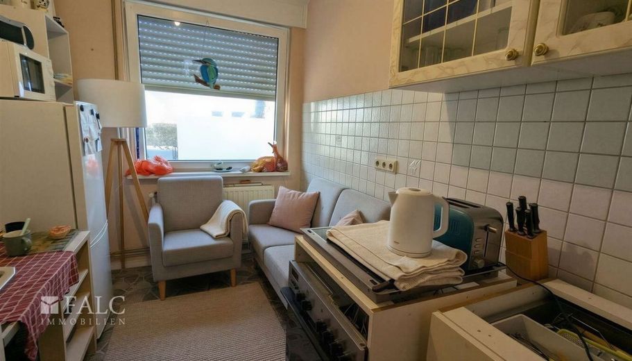 Helles Single‑Apartment mit guter Rendite – Küche - (KI generiert)