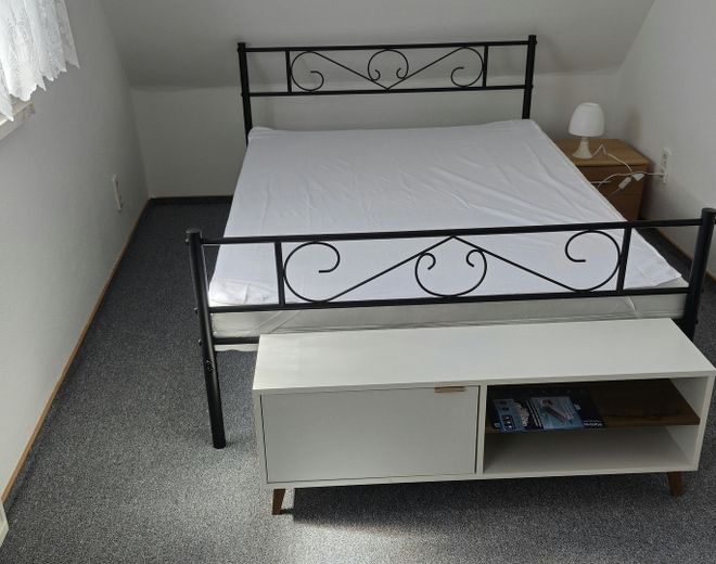 SZ Bett neu
