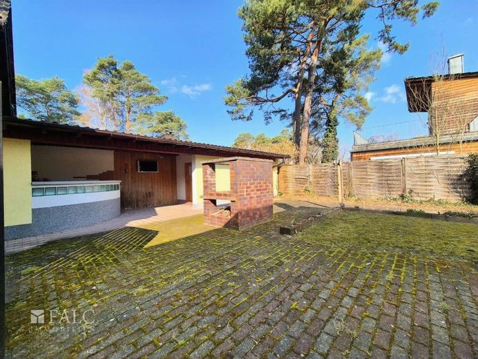 **Ein Ort zum Verlieben**FALC IMMOBILIEN – Nebengelass