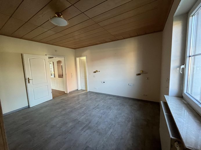 Einfamilienhaus auf großem Grundstück – Foto 3