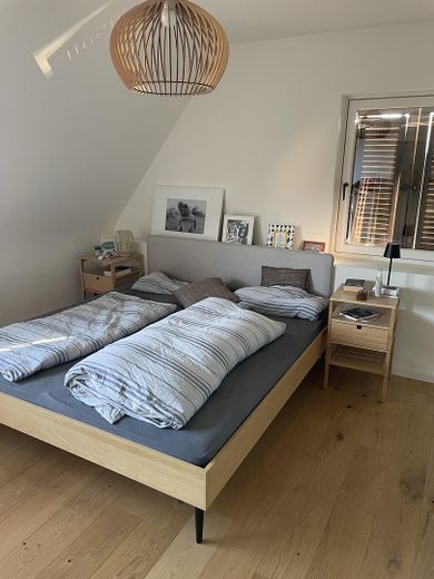Sonnendurchflutetes Einfamilienhaus mit Garten in ruhiger Wohnlage – Photo 15