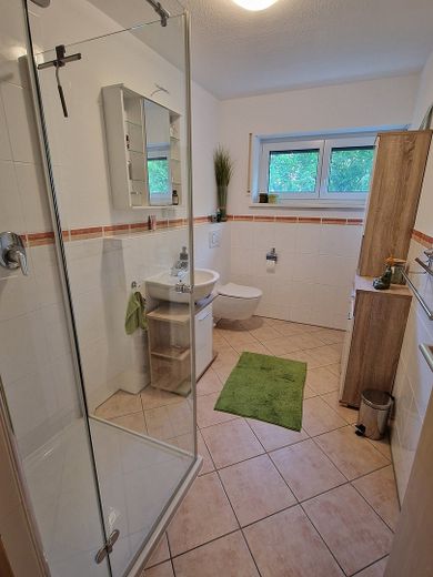 liebevoll gestaltete Einfamilienhaus mit höchstem Wohnkomfort mit Traumgarten in idyllischer Umgebung zu verkaufen – ideal für Familien oder Paare mit Anspruch – Foto 6
