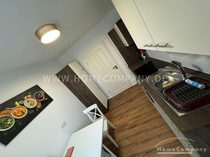 Bellissimo appartamento di 2 locali, luminoso, al 2° piano, arredato e completamente accessoriato. Posizione centrale nel rinomato quartiere Magniviertel. – 753792ff382947bd3f23e3e8b4ac0ed29691d330.jpg