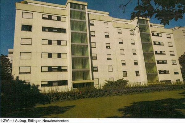 1-Zimmer Wohnung mit Balkon und Außenstellplatz in Ettlingen