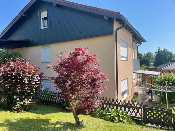 Zeitgemäß investieren: Mehrfamilienhaus in Bad Steben – VUB0002335-2