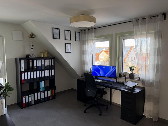 Büro/Schlafzimmer