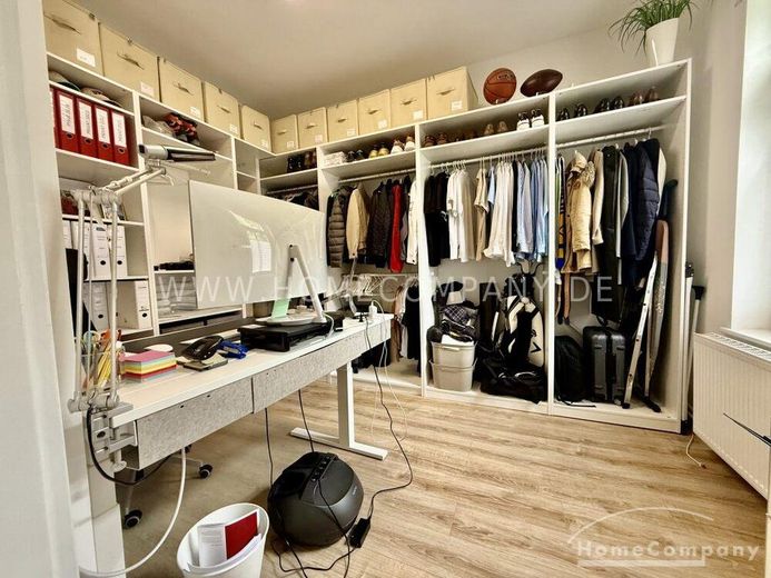 Schöne, moderne 4 Zi.-Wohnung, 1. OG, komplett und hochwertig ausgestattet. In ruhiger Lage Nähe Hbf und City. – e62532ee28ee3db31f894c7ddc5ff69b4ba3151b.jpg