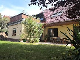 Wunderschönes Architektenhaus zur Miete – Dachterrasse Süd-West