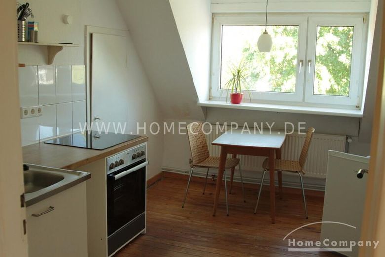 2 Zi.Whg., mit gr. Balkon, 2. Etage, möbliert. – d9c3c6035c465b19aab9f2a0512874163248c430.jpg