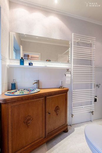 Wohnliches Ferienhaus in Cismar sucht neue Eigentümer! – Badezimmer / Waschtisch