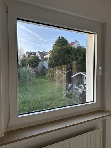 2. Schlafzimmer Blick Garten