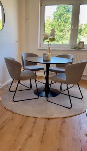 Moderne 2-Zimmerwohnung in zentraler Lage von Kiel Exerzierplatz - umfassend renoviert – Wohnküche