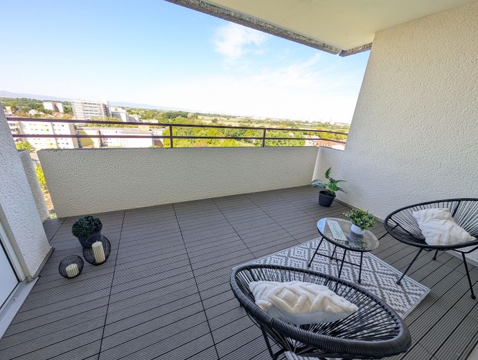 NO COMMISSION | Move in immediately | PANORAMIC VIEW | First occupancy after complete renovation | barrier-free – Balkon