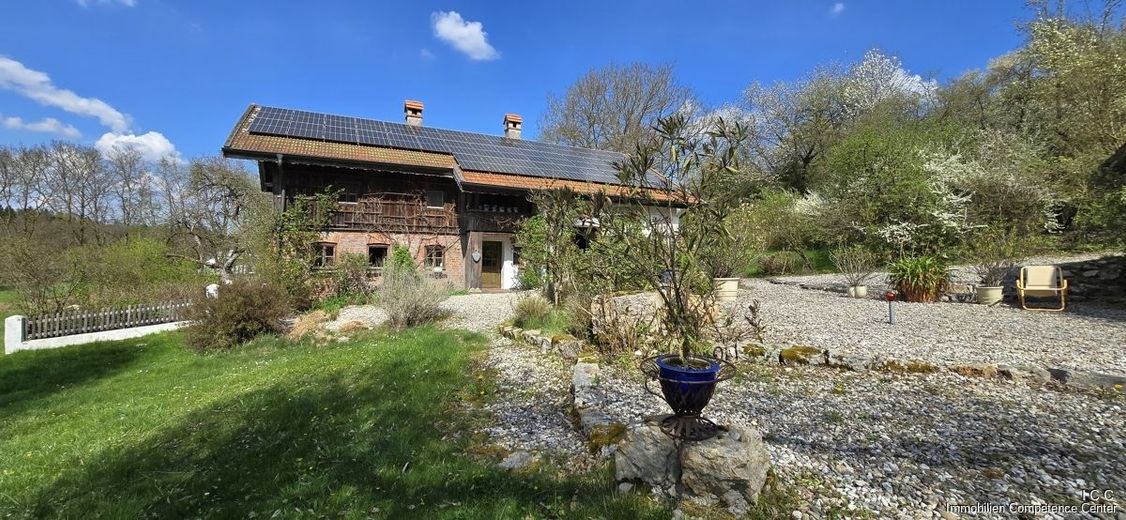 Landhaus - naturnahes Wohnen in ruhiger, dörflicher Umgebung - Geretsham 9, Triftern
***   STARTPREIS: 525.000,- EUR - ZIELPREIS  730.000,- EUR   *** – Geretsham 9_17.04.2026_ (19)