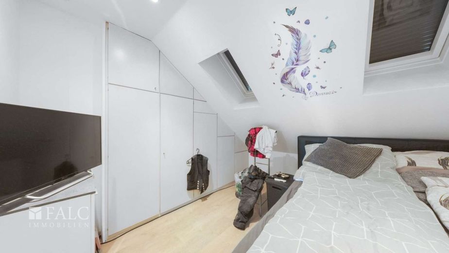 Kapitalanlage oder Zuhause? Moderne Eigentumswohnung mit Kamin, Balkon und Stellplatz in Dümpten – Schlafzimmer