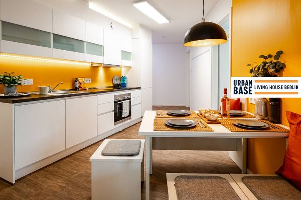 URBAN BASE: кімната у спільній квартирі для студентів із сучасними меблями, ОРЕНДА ALL-IN, тощо в Берліні-Обер-Шеневайде