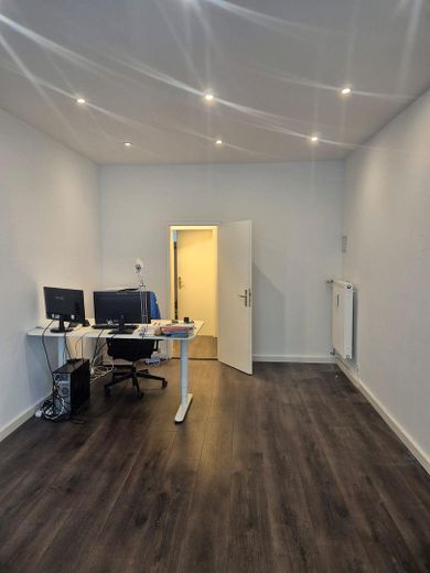 Neuhausen’da, Erzgießereistraße’de ofis/muayenehane veya stüdyo! Yeme-içme işletmesi mümkün değildir! – Fotoğraf 6