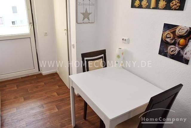 Zentrum, Modern möblierte Wohnung mit Balkon im 1. OG in zentraler Lage – 30168b3e74ae45dc312f47eb607fabffb30e33ae.jpg