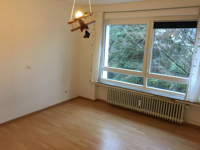 Bello appartamento di 3 locali a Ratingen-Homberg – Schlafzimmer 2