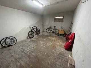 *Aydınlık ortak daire odası* EBK ve ortak balkon ile – Fahrradplatz