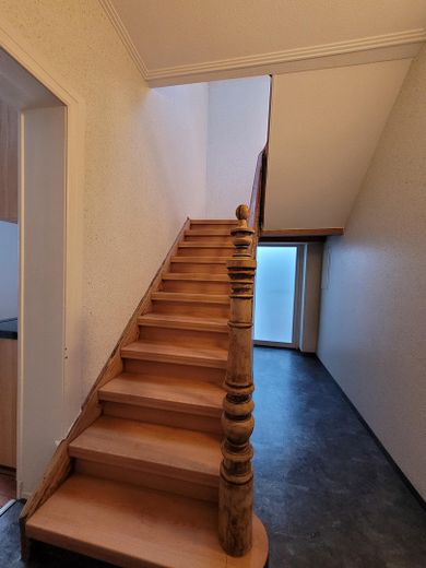 L(i)ebenswertes Haus, Grundstück mit Seele, vereinen zukunftsorientierte Technik mit Natur in Herten – Erdgeschoß nach oben